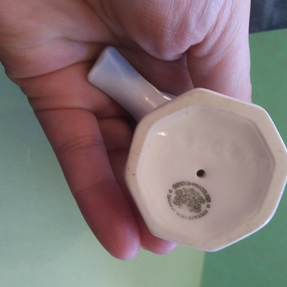 Vintage Gerold Porcelain Bavaria West Germany bird figurine blue and white - Picture 11 of 14